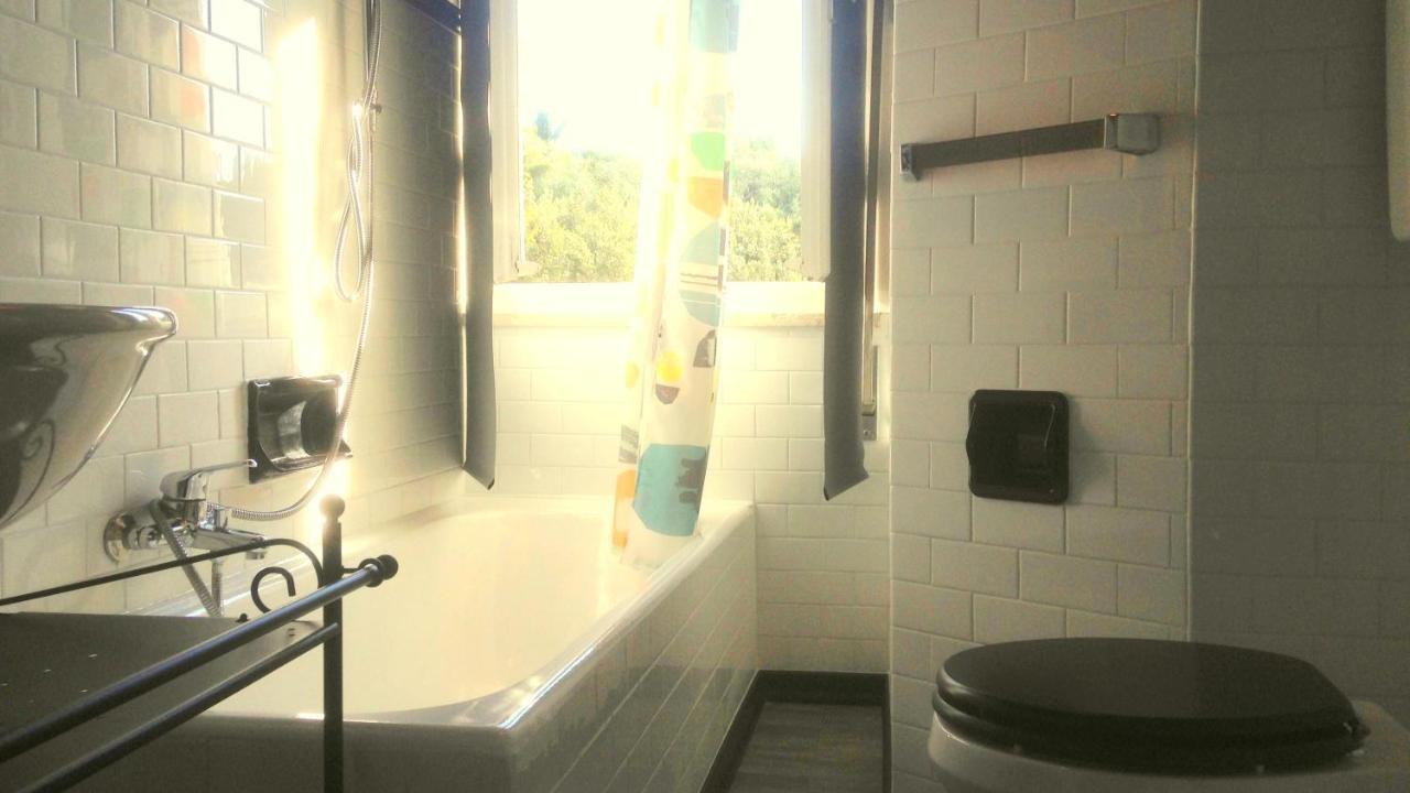 Domus Loulou Apartment Специя Екстериор снимка