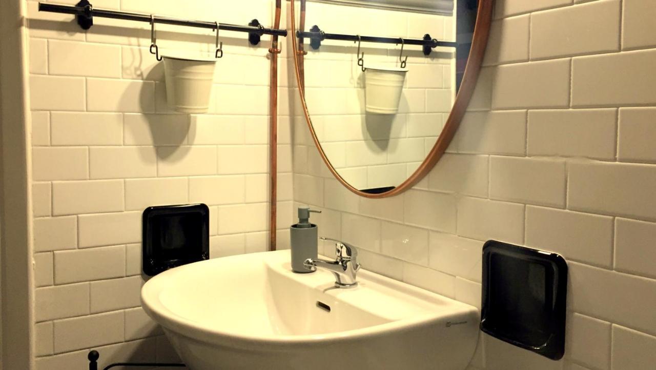 Domus Loulou Apartment Специя Екстериор снимка