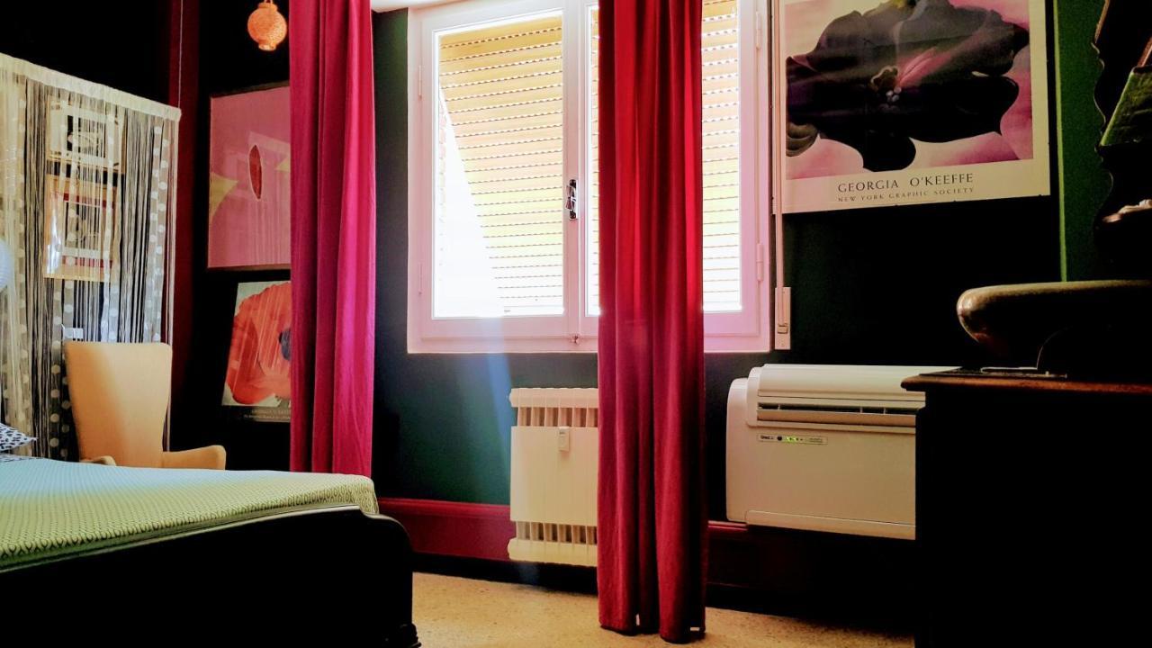 Domus Loulou Apartment Специя Екстериор снимка